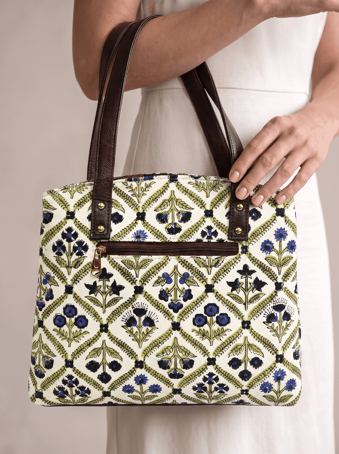 BLUEBELL SHOULDER BAG  (LBS-2-158-2)
