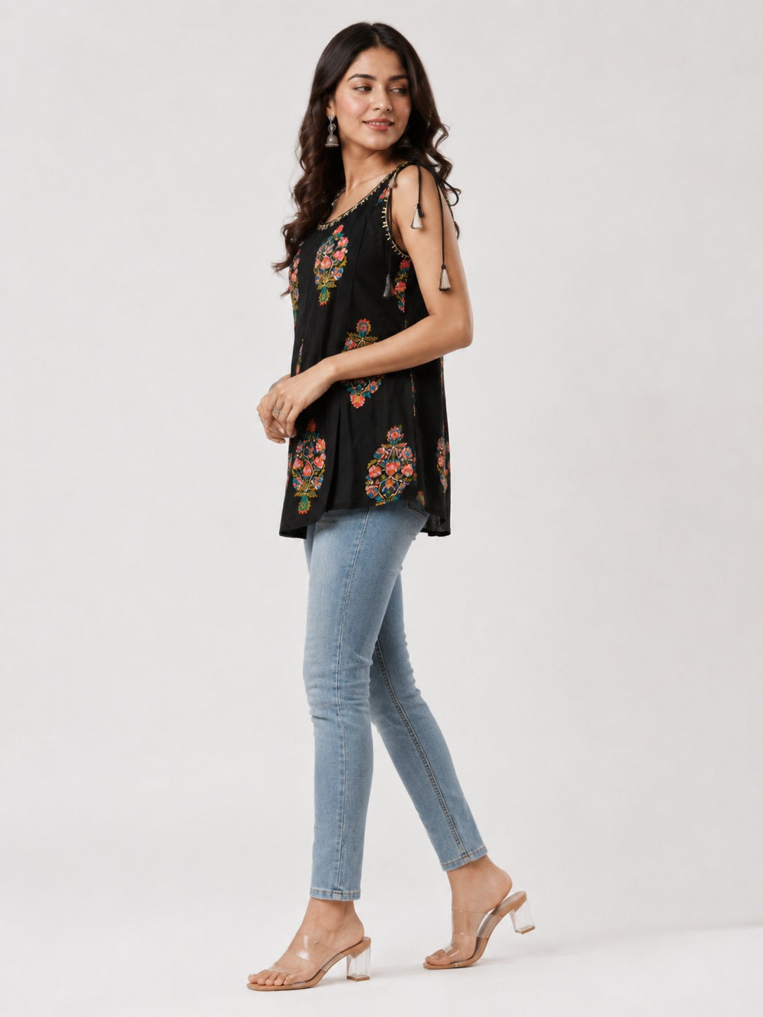 BLACK SANGANERI SHOULDER TIE SHORT KURTHA