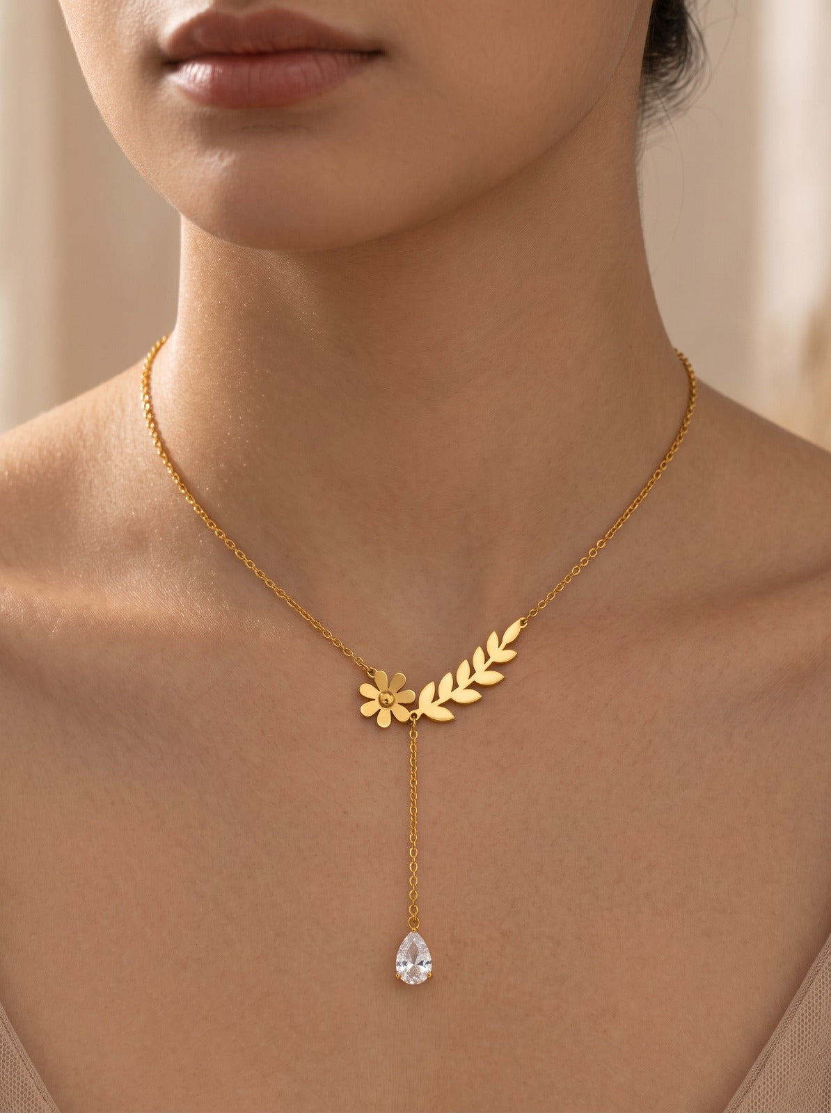 Leaf Charm Necklace