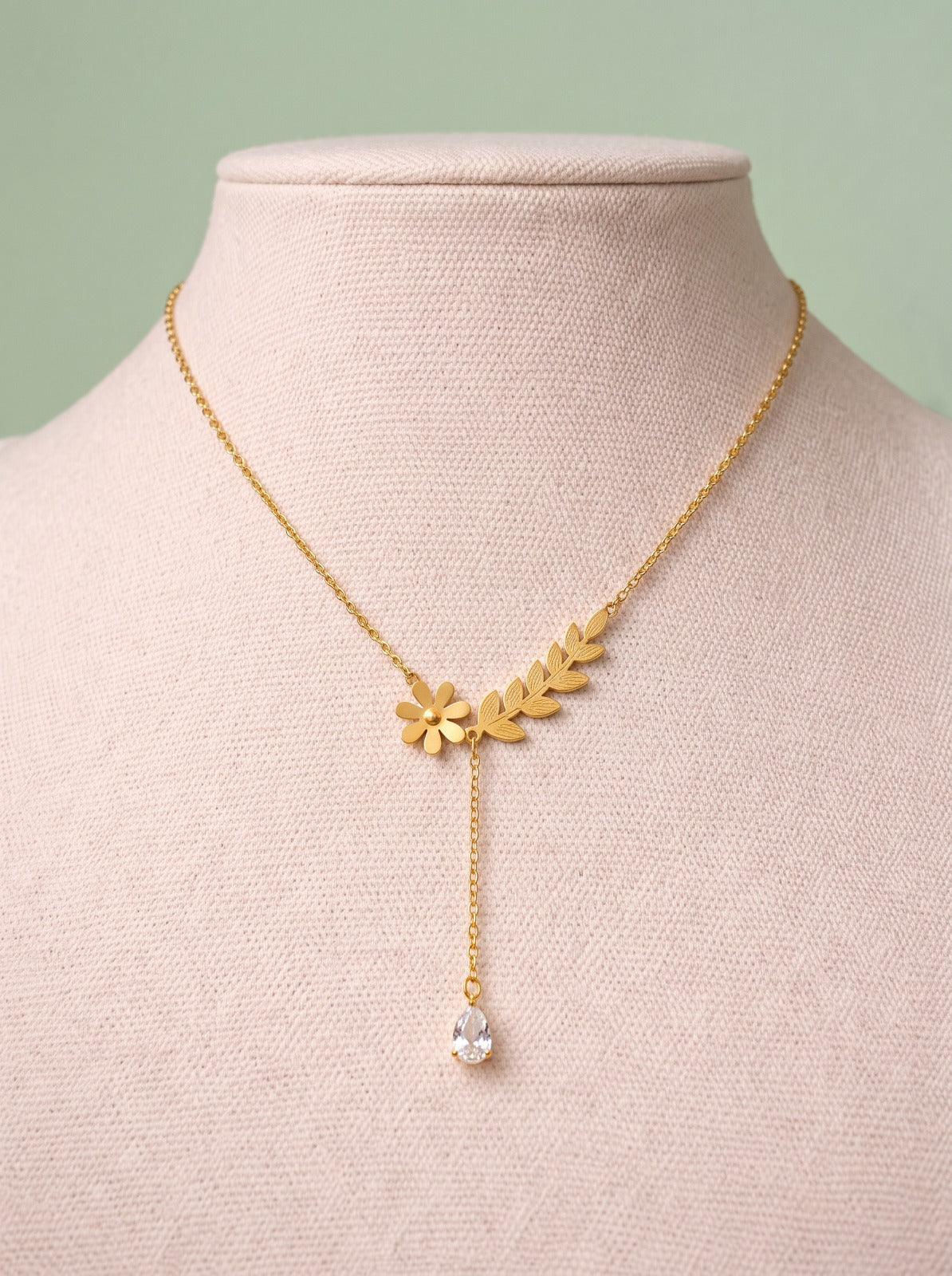 Leaf Charm Necklace