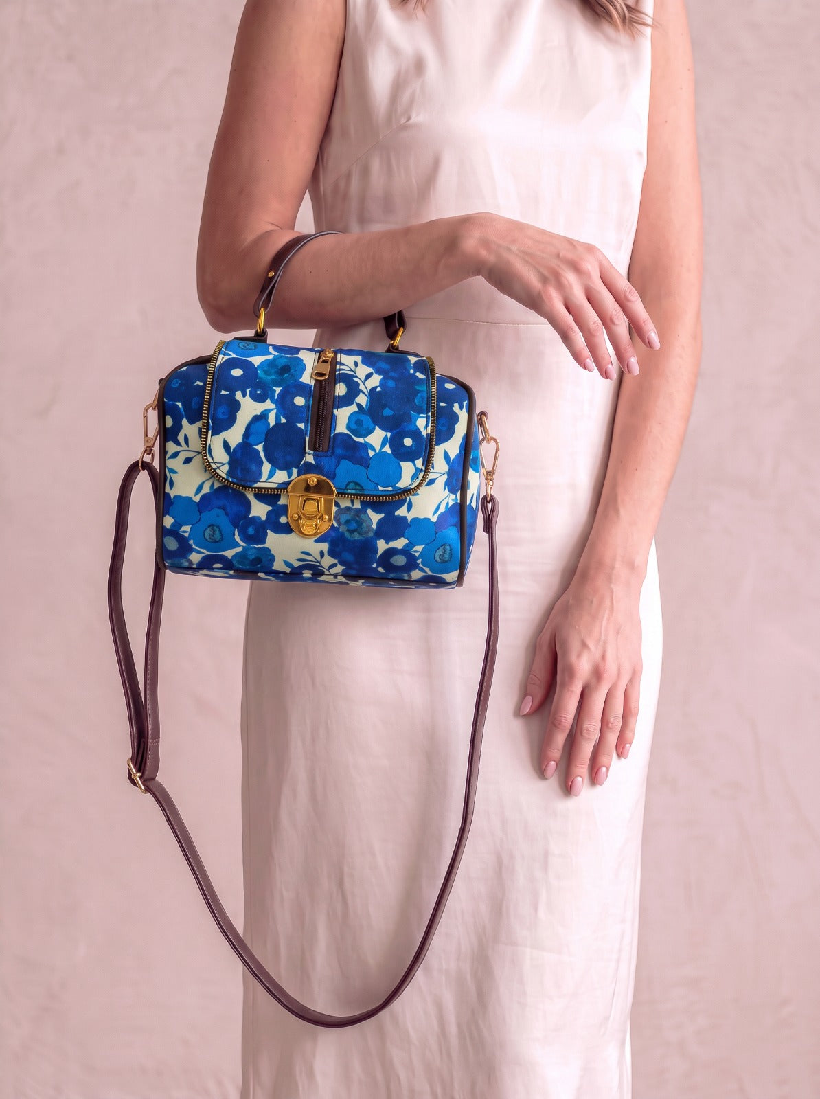 Indigo Garden Slingbag