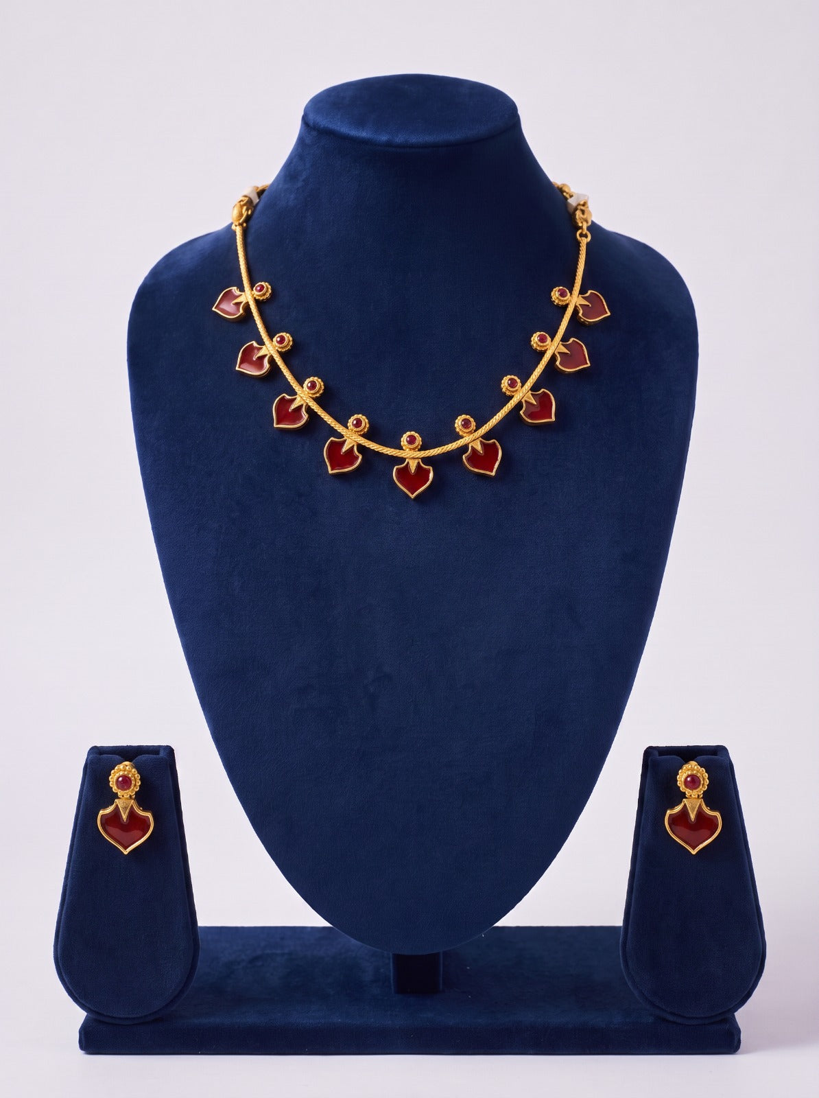 Red Nagapada Necklace With Earrings