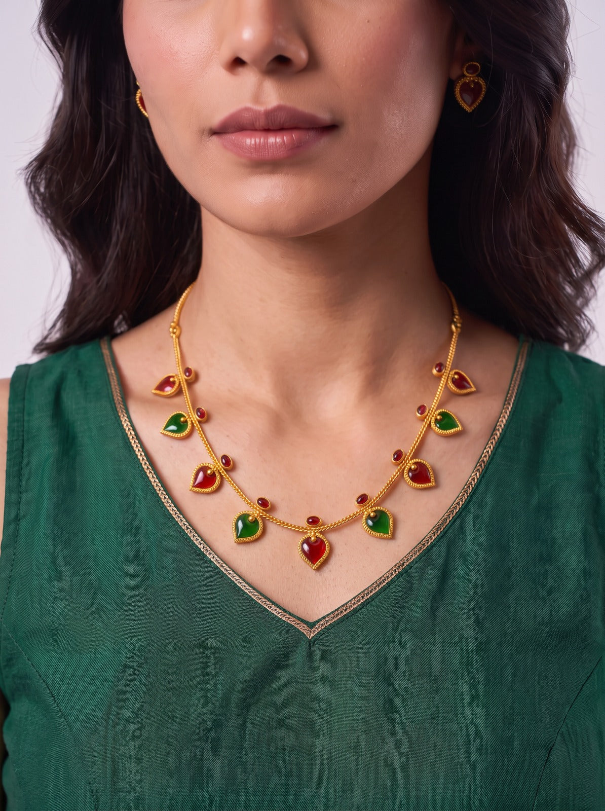 Simple Green And Red Nagapada Necklace With Earrings