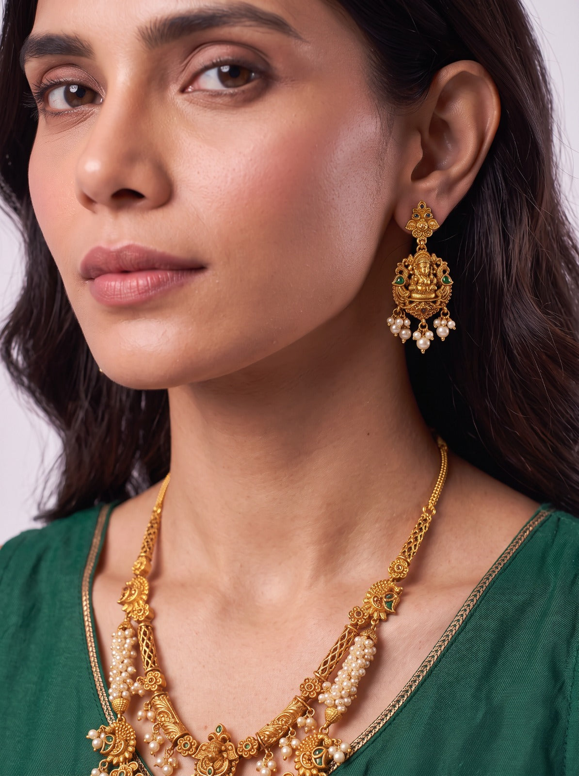 Two Layer Ganapathy Haram With Pearl Beads And Earrings