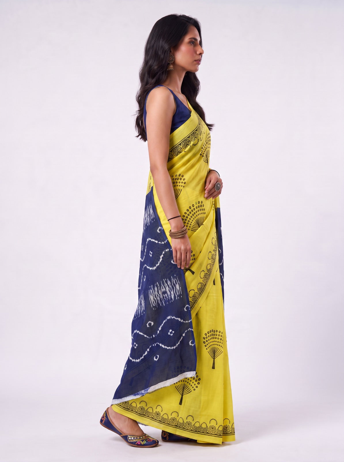 PEELA NEELA MUL COTTON SAREE