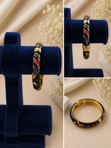 BLACK CUFF BANGLE