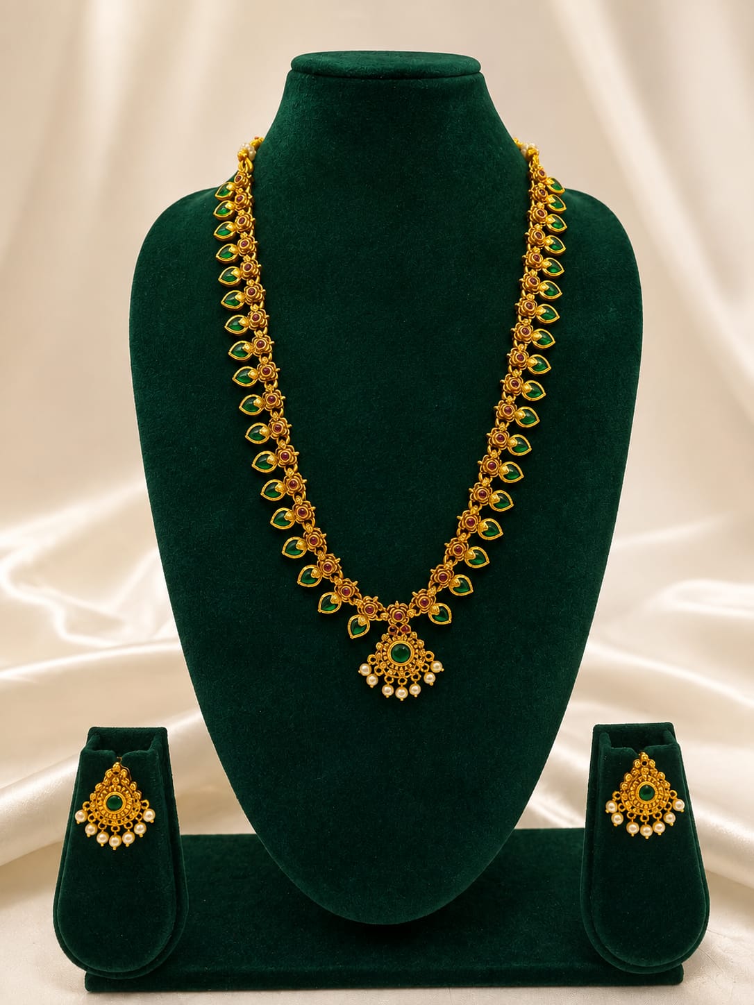 LONG PALAKA MALA WITH EARINGS
