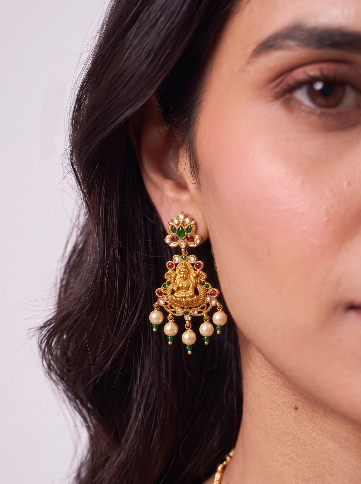 LAKSHMI PENDANT AD NECKLACE WITH EARRINGS